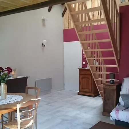 아파트 Les Chataignes D'ardeche Antraigues